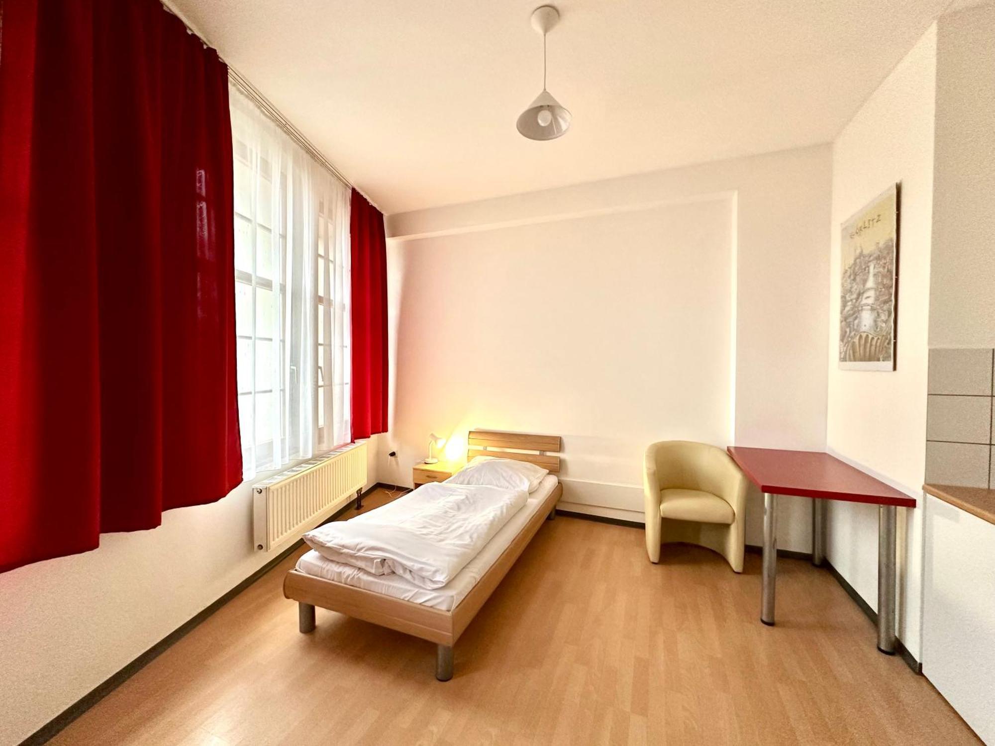 Picobello Pension Gorlitz Bagian luar foto