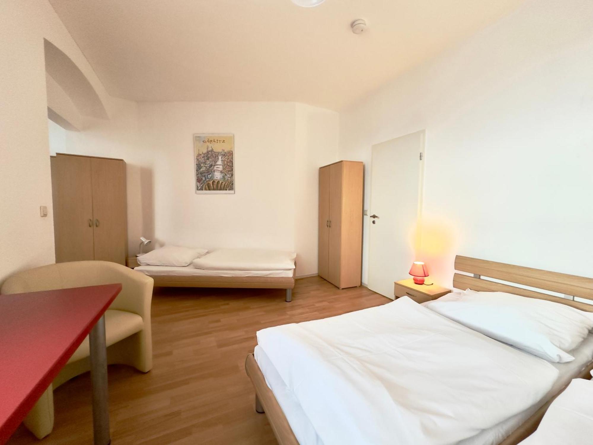 Picobello Pension Gorlitz Bagian luar foto
